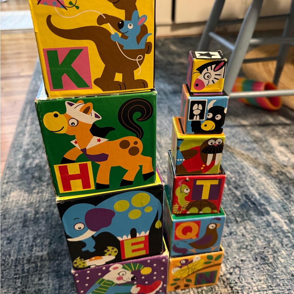 Melissa & Doug Colorful Stacking Blocks - Picture 6 of 7